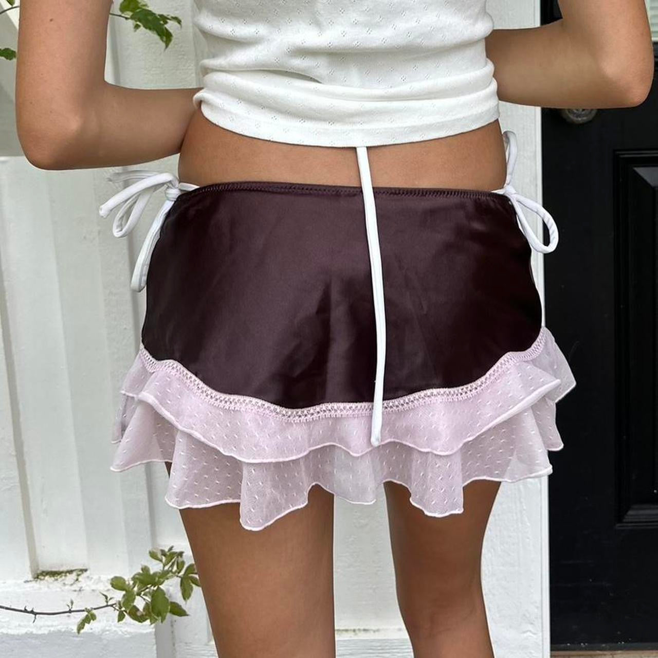 Vintage 90’s brown lace layered mini skirt