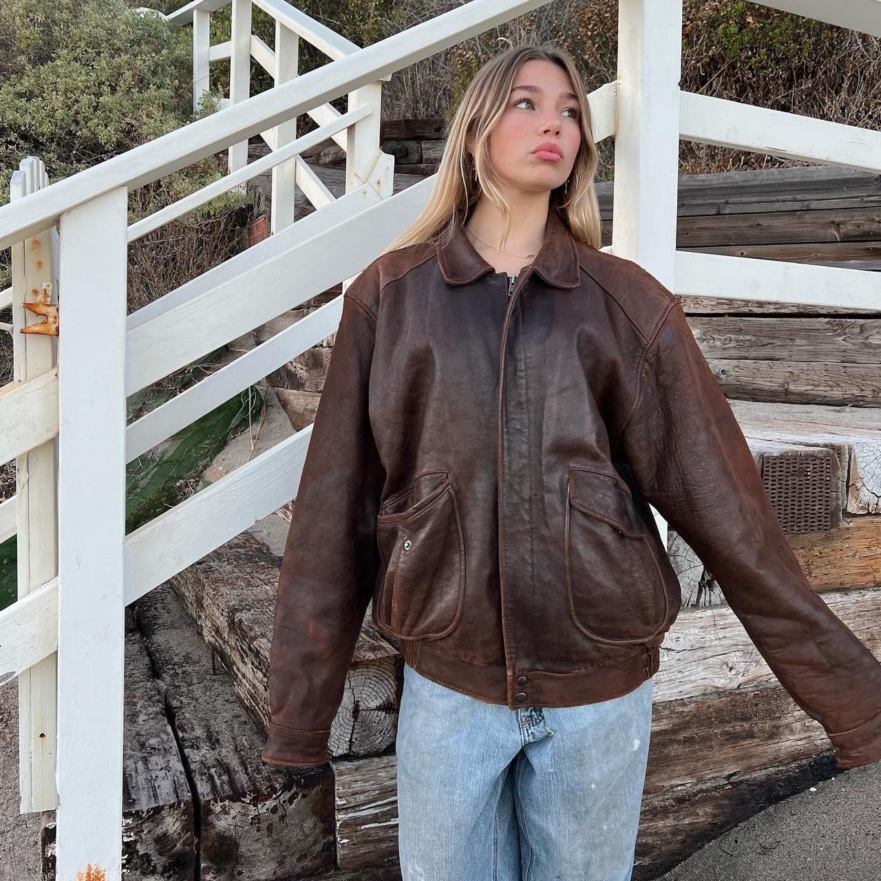 Vintage brown leather jacket !!! π΄ π€