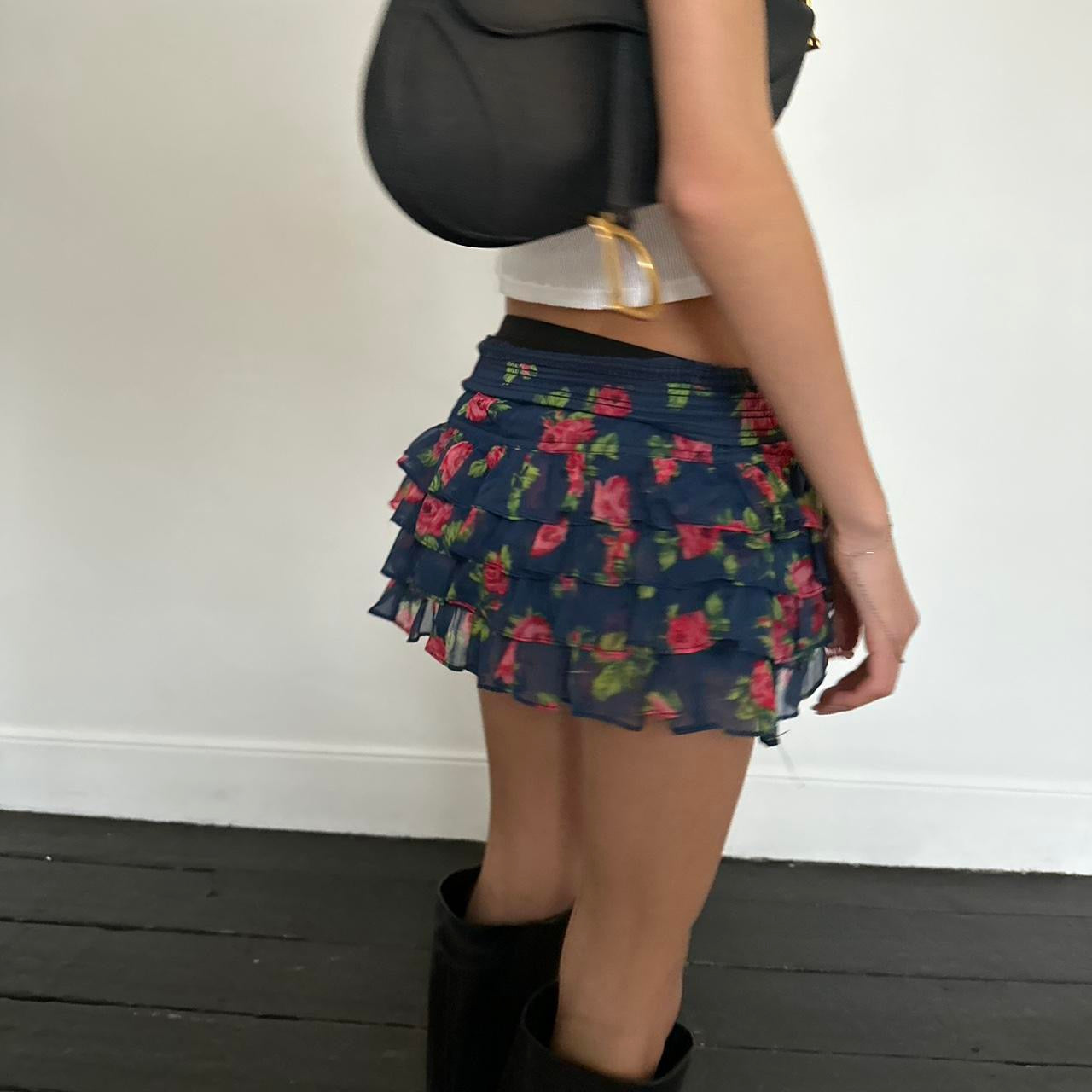 Vintage early 2000s floral Abercrombie & Fitch layered mini skirt