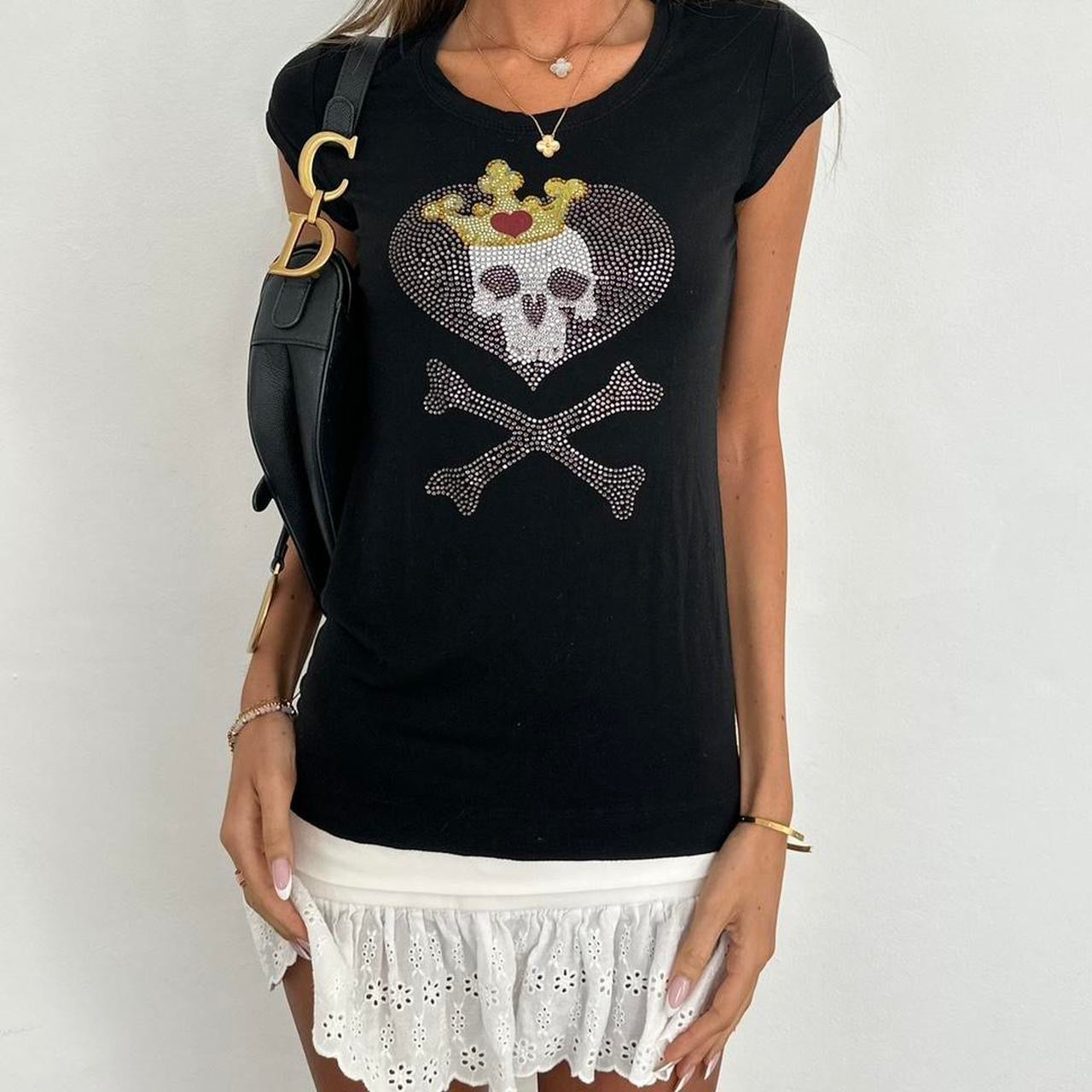 Vintage 00s black scull and crossbones top