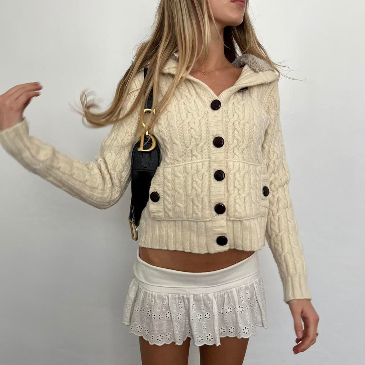 Vintage 90’s knitted zip up hoodie cream sweater