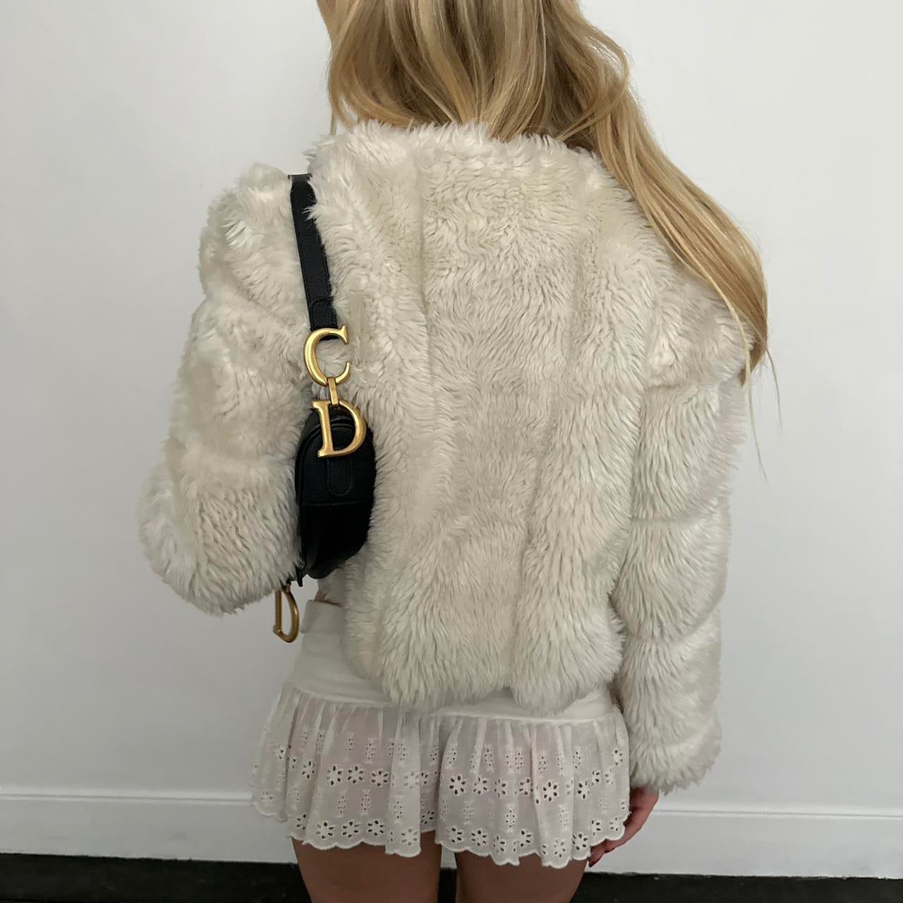 Vintage 2000’s faux fur white jacket