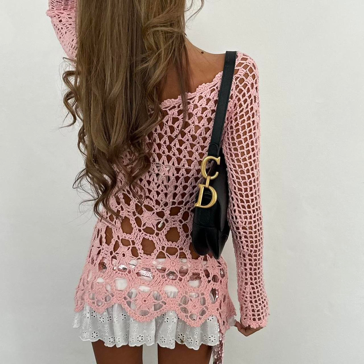 Vintage 00’s pink long sleeve crochet top
