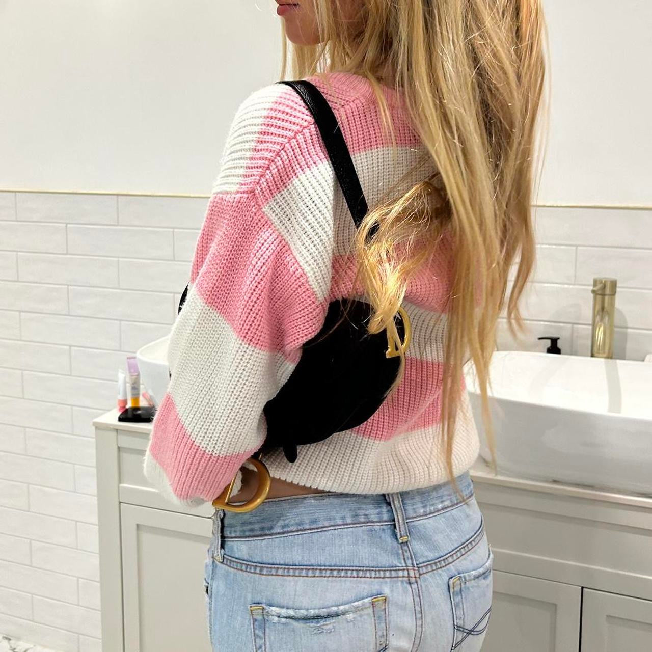 Vintage 90s baby pink and white sweater