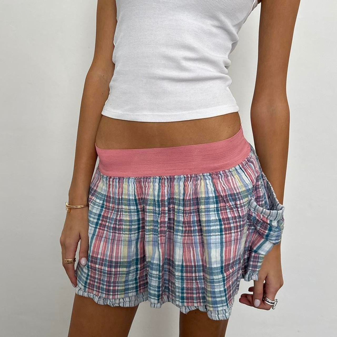 Vintage pink and blue plaid mini skirt 🩷