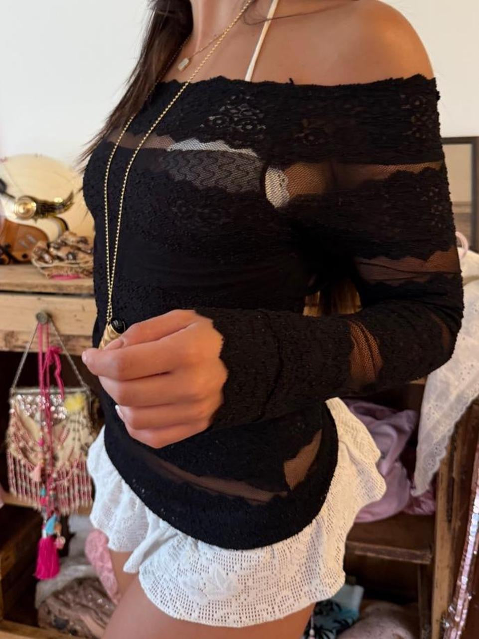 Vintage 90’s black lace long sleeve top