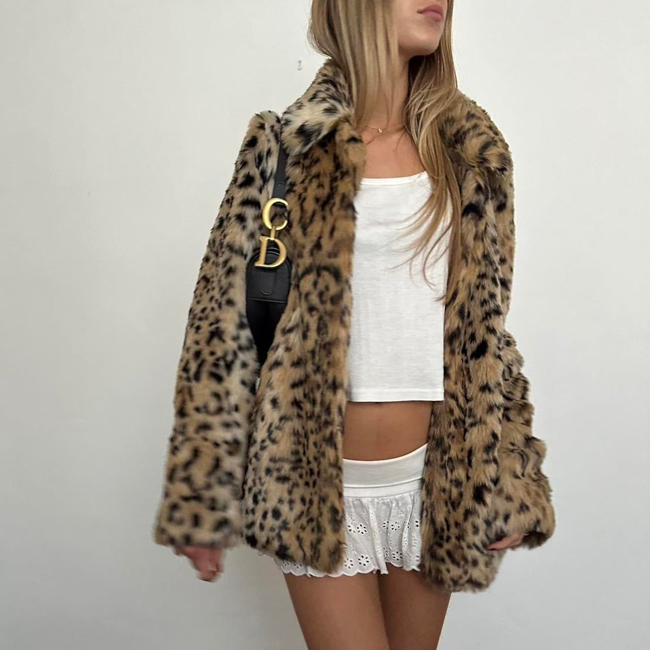 Vintage 2000’s leopard print faux fur jacket