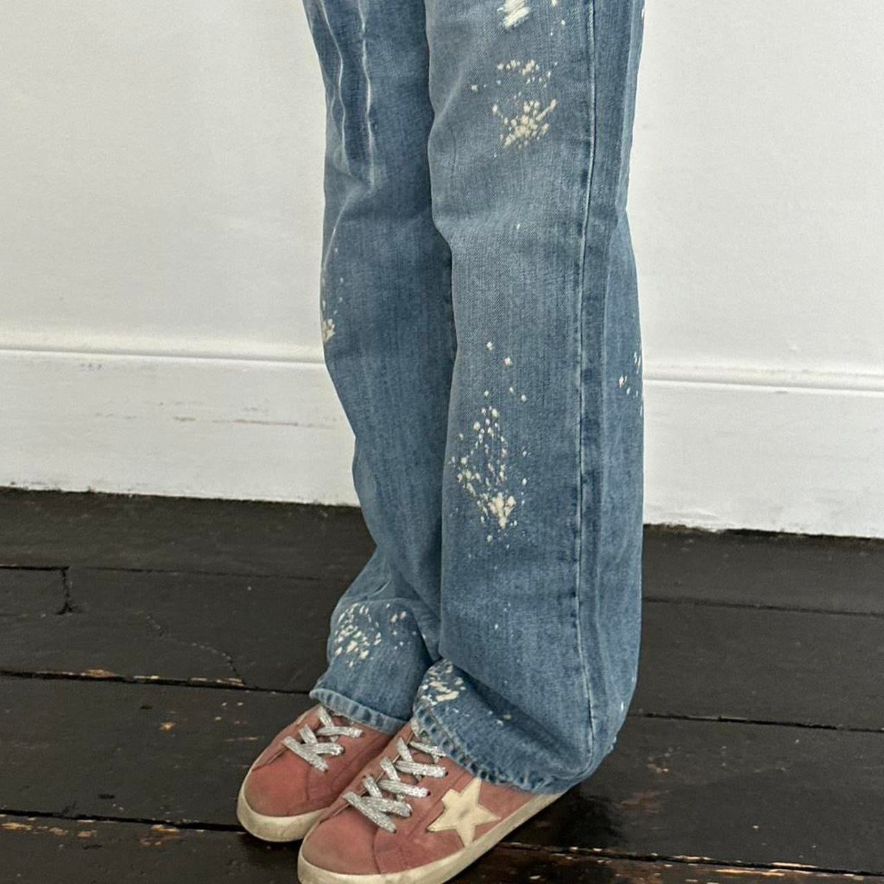Vintage 2000’s low waist blue distressed jeans