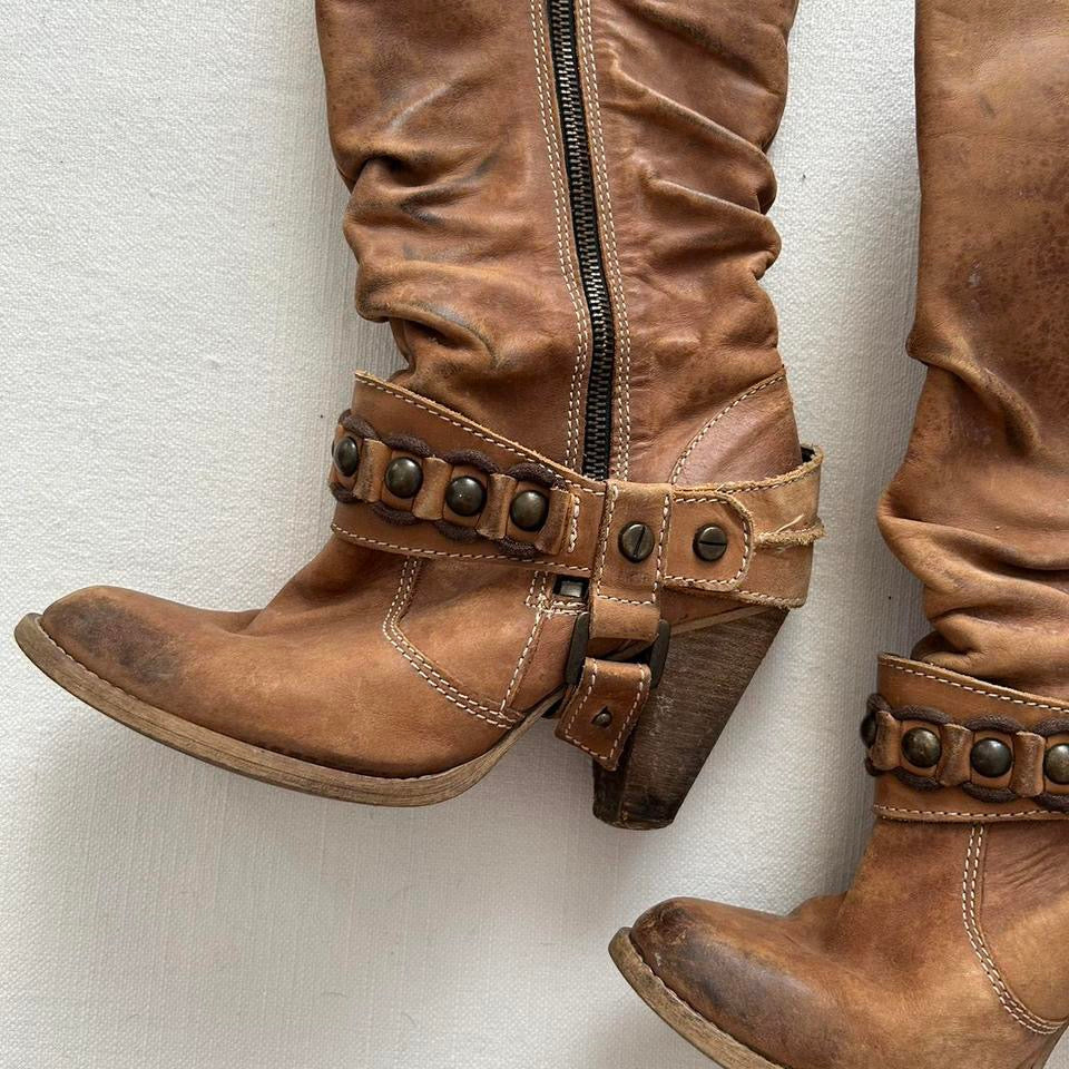 Vintage buckle bohemian boots