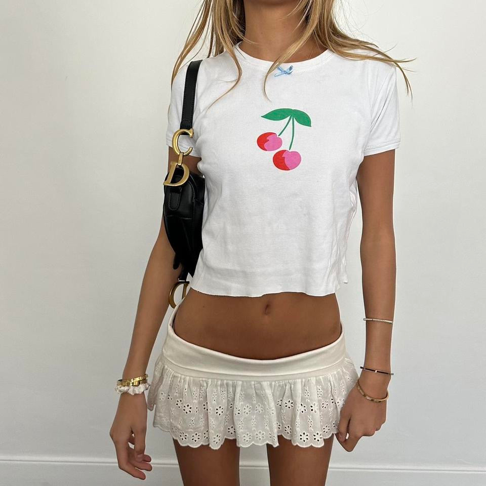 Vintage 90’s cherry baby tee