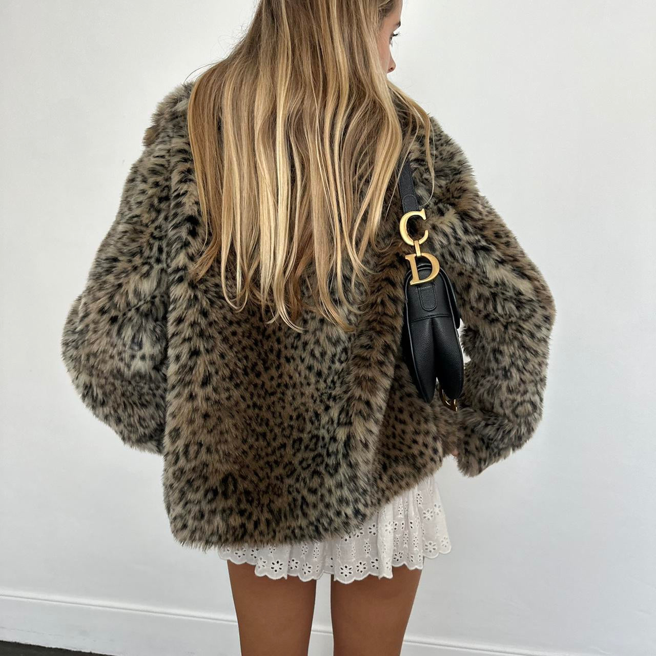 Vintage 2000’s faux fur leopard jacket