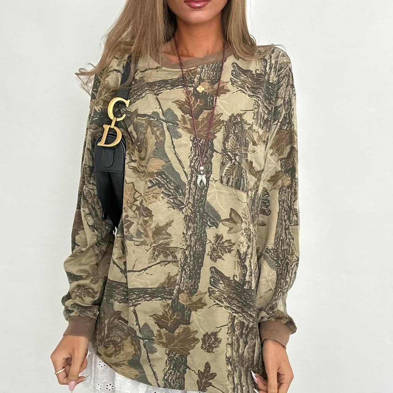 Vintage 00s camouflage soft long sleeve top