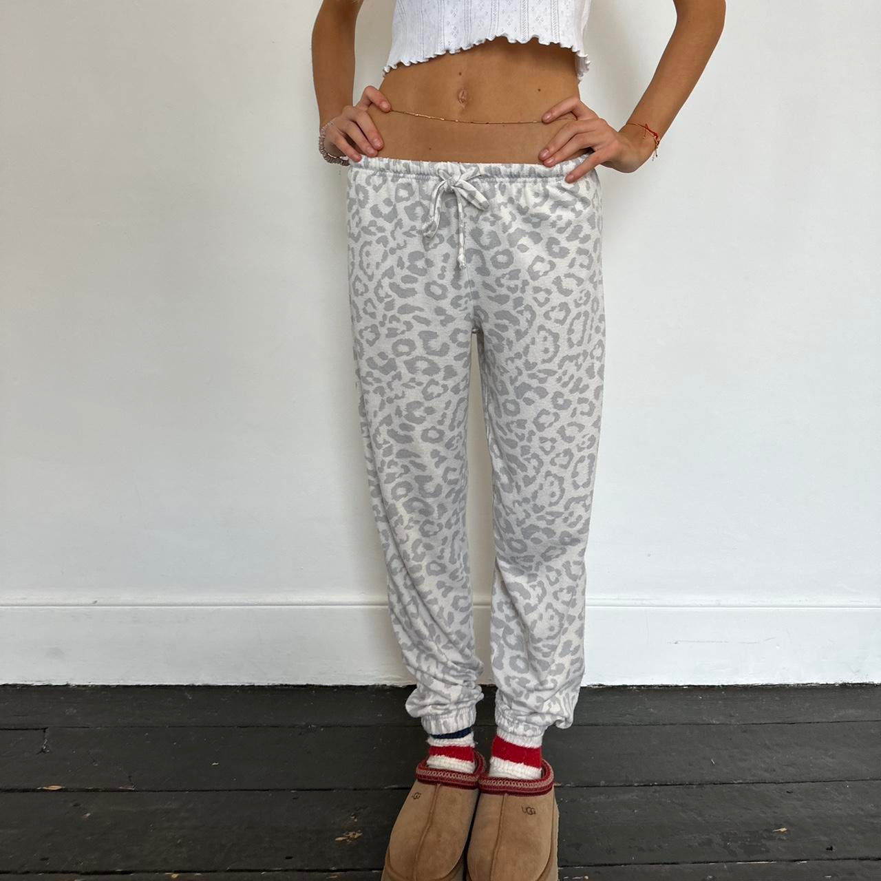 Vintage grey cheetah print sweatpants