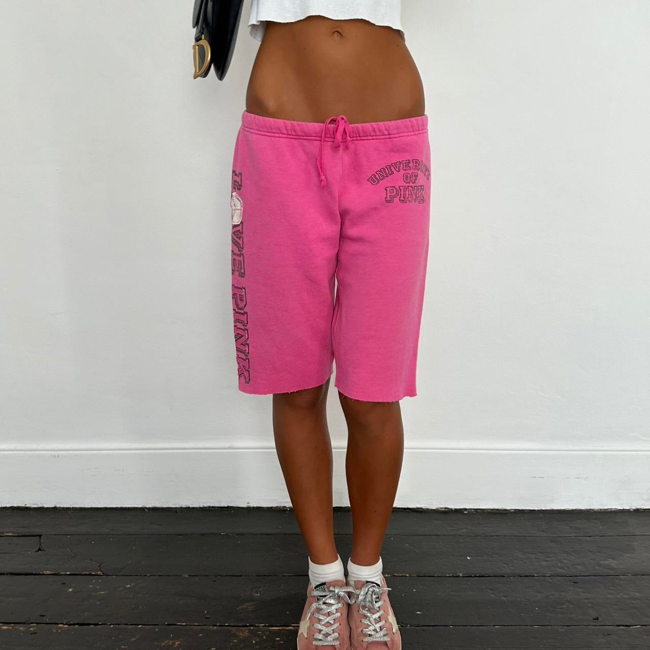 Vintage 2000’s Victoria’s Secret pink 3/4 shorts