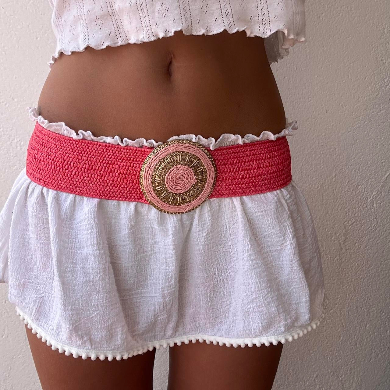 Vintage pink and gold belt 🌺