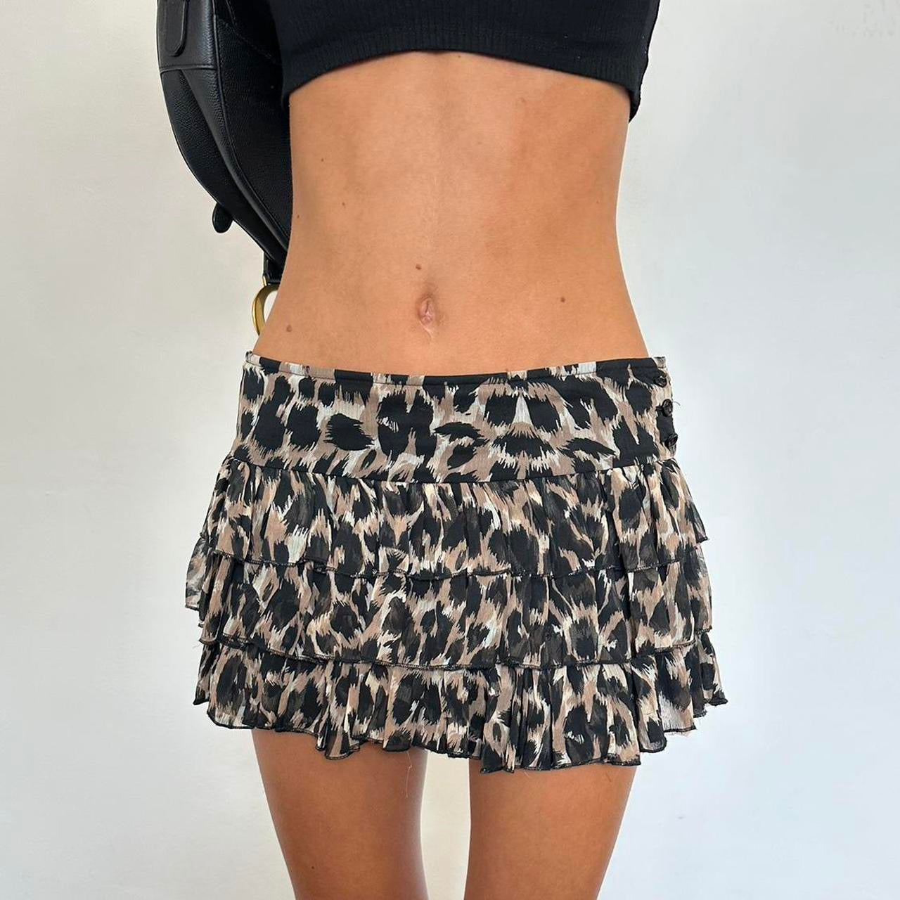 Vintage leopard print ruffle mini skirt