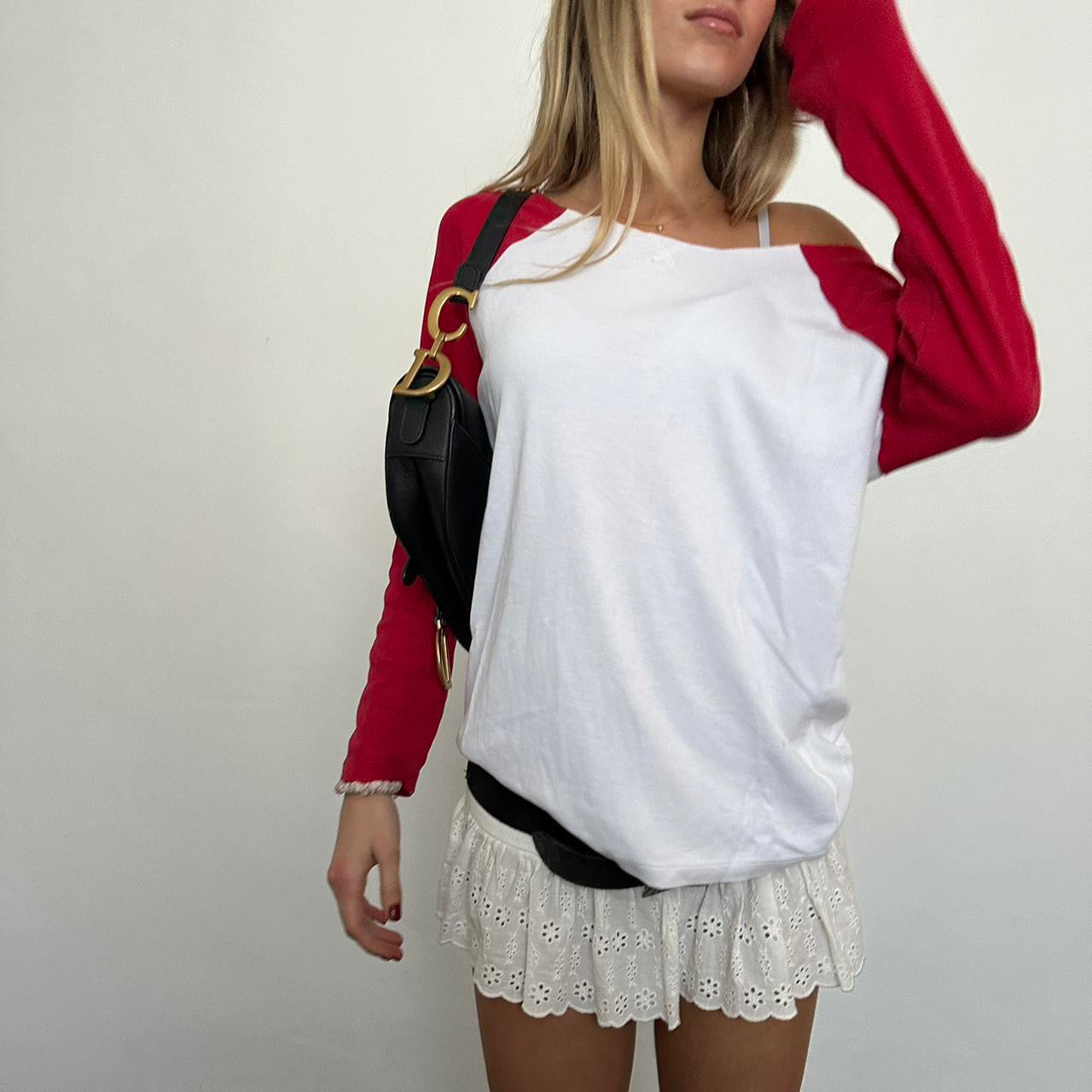 Vintage red & white long sleeves top