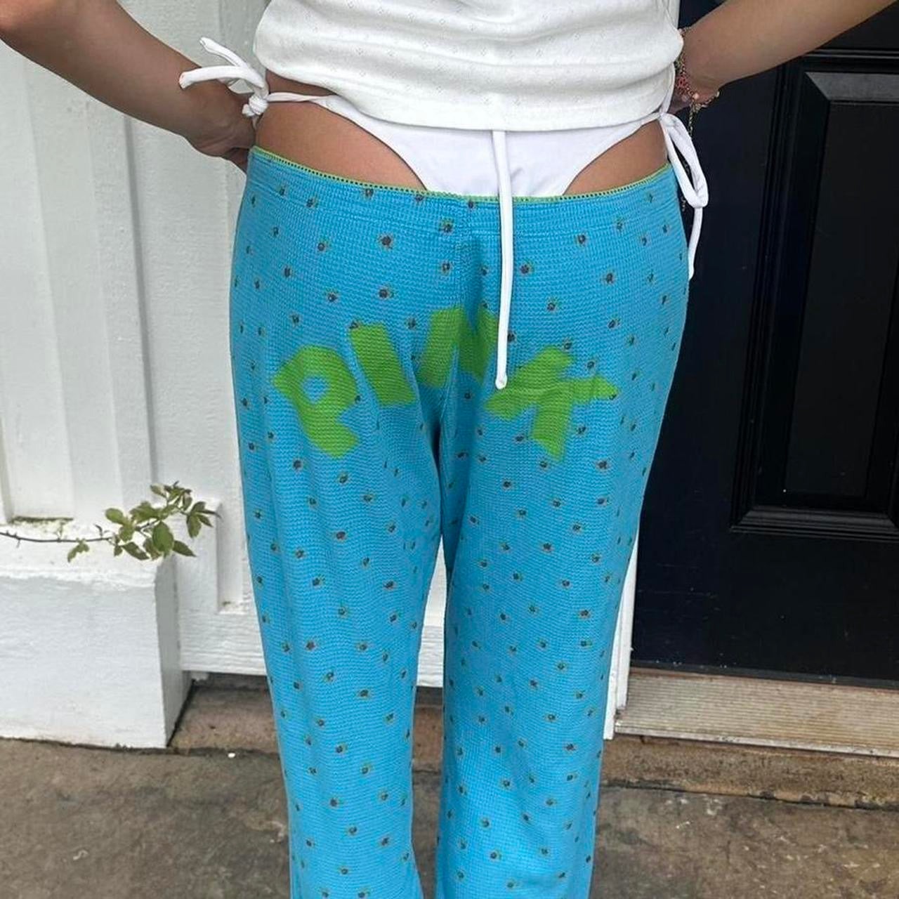 Vintage 2000’s Victoria’s Secret rare waffle material floral blue pants