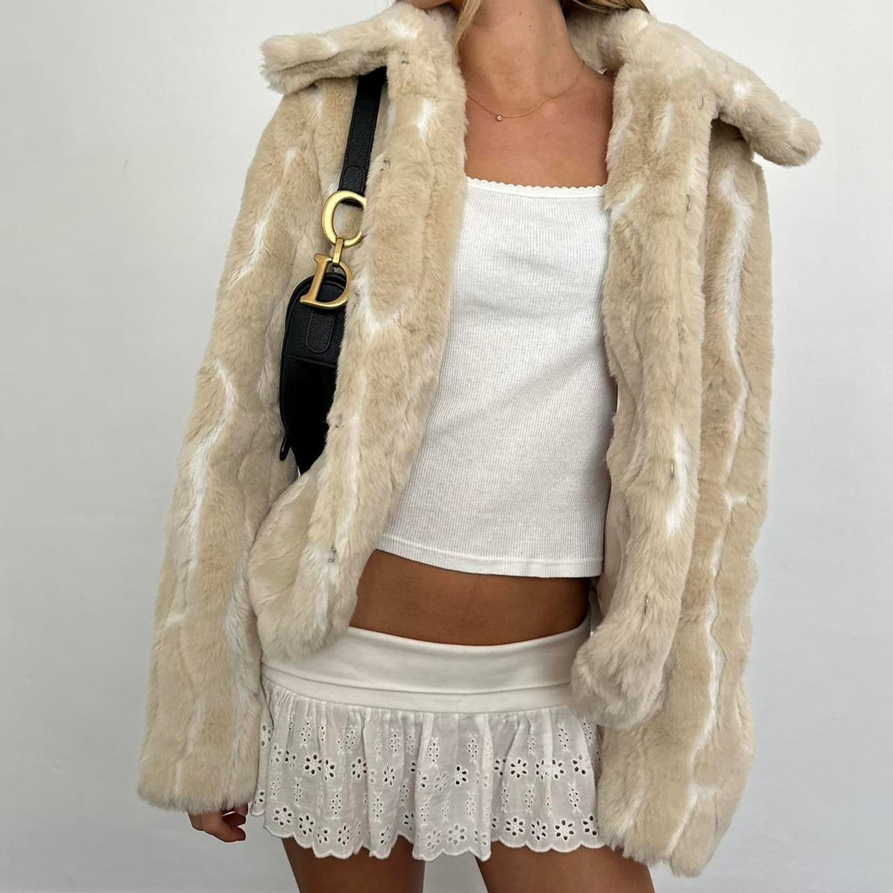 Vintage 2000’s faux fur cream jacket