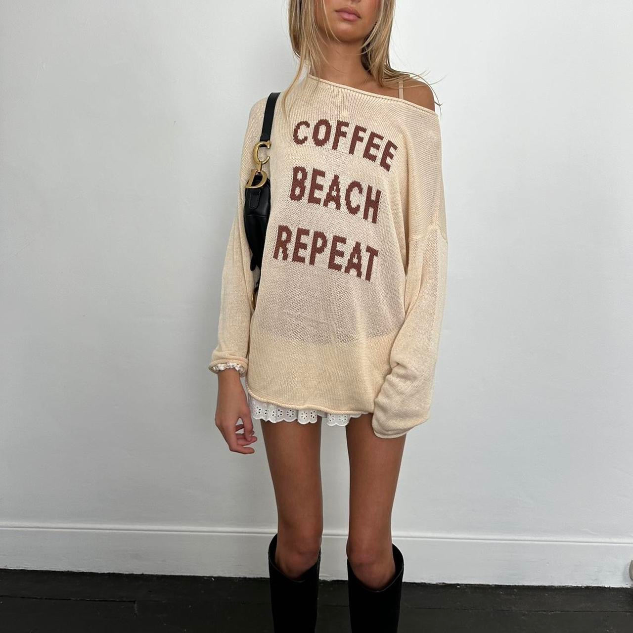 Vintage 2000’s coffee beach repeat sweater