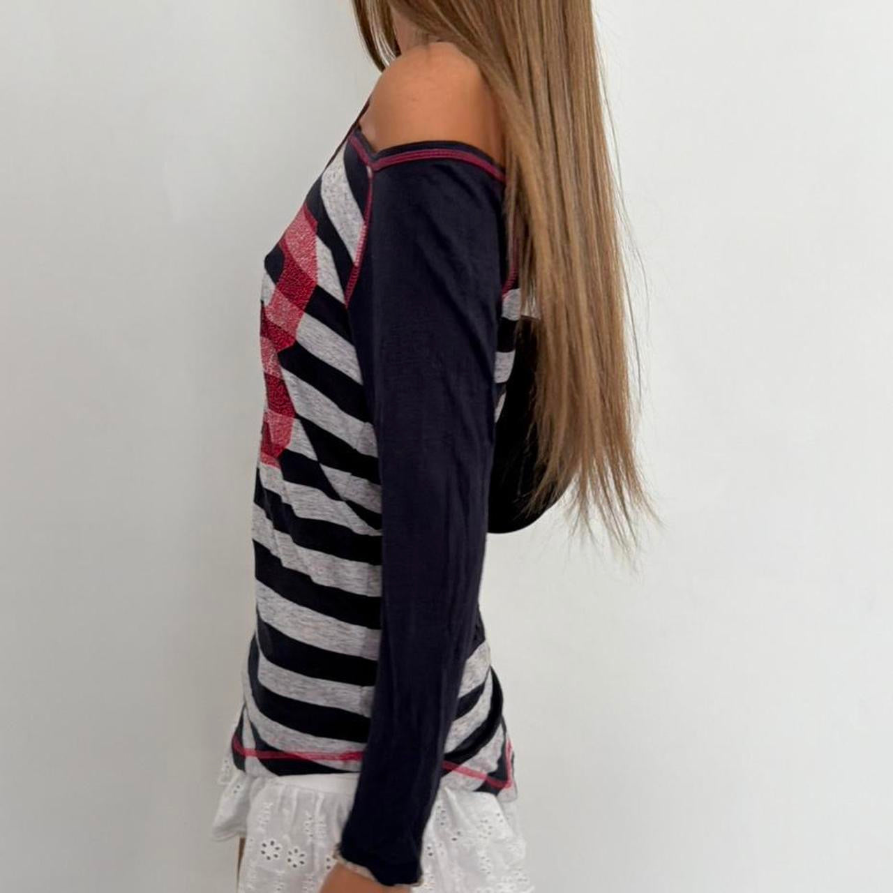 Vintage 00s soft navy striped long sleeve top