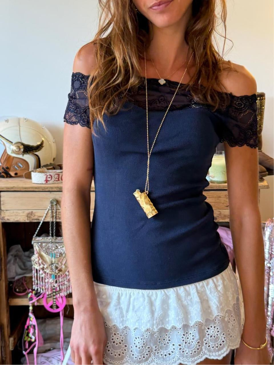 Vintage 00’s navy lace off shoulder top