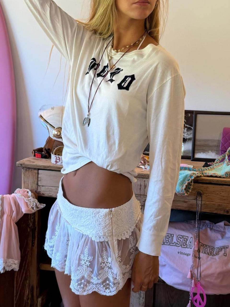 Vintage 2000’s Ralph Lauren skull white gothic script long sleeve top