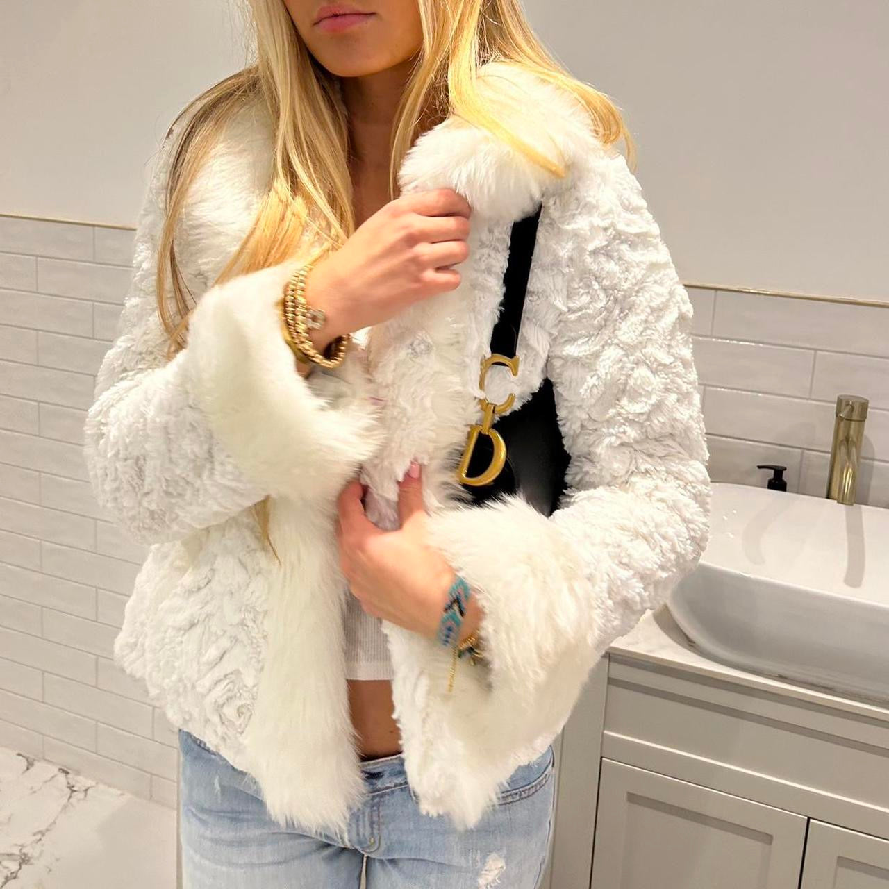 Vintage 2000’s white faux fur jacket