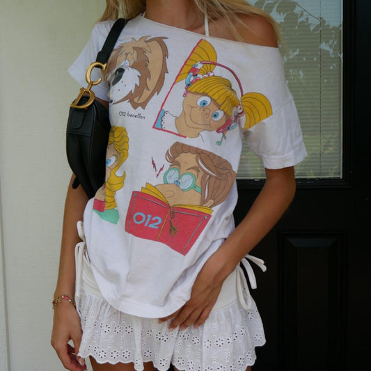 Vintage American graphic cute off shoulder top