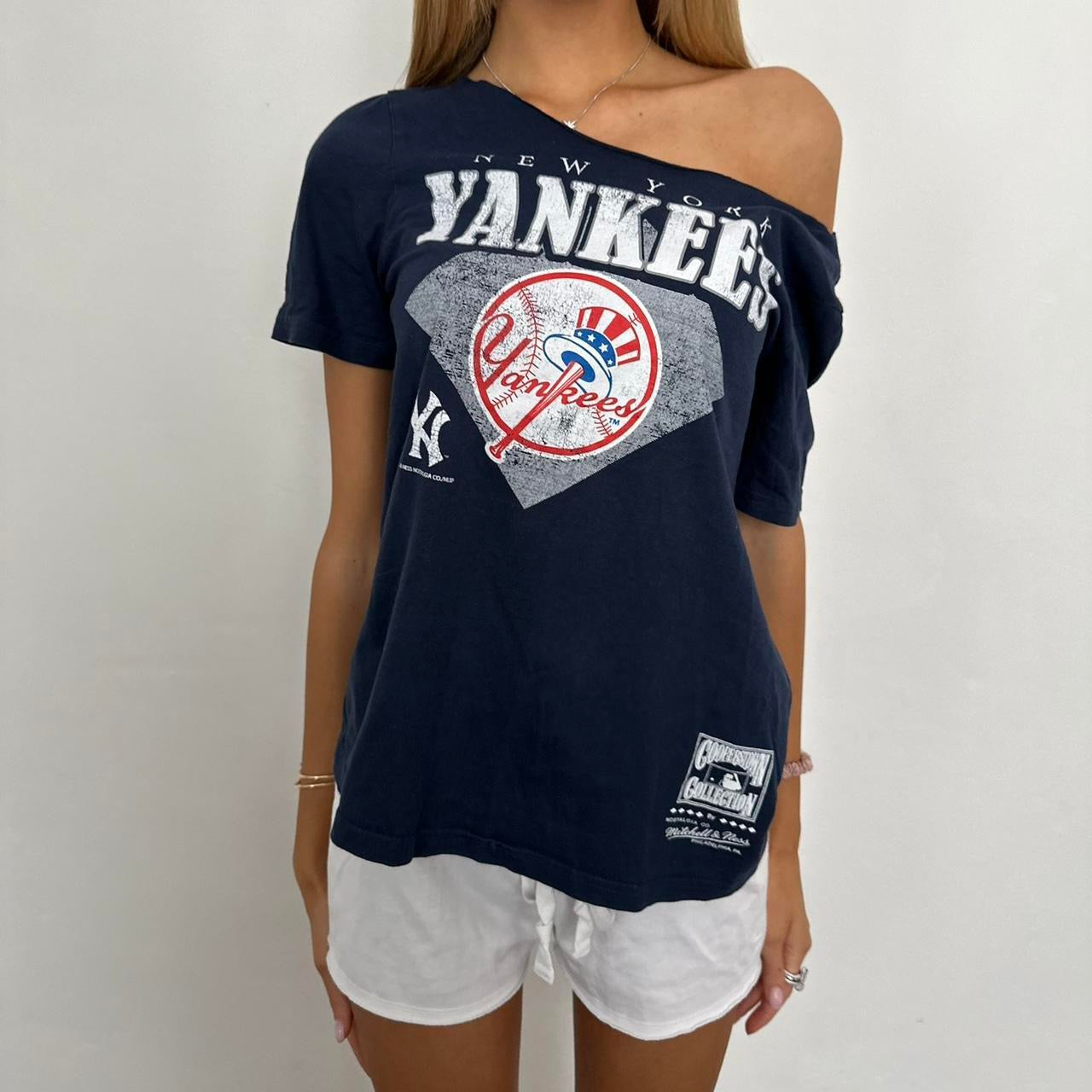 Vintage Yankees navy tee