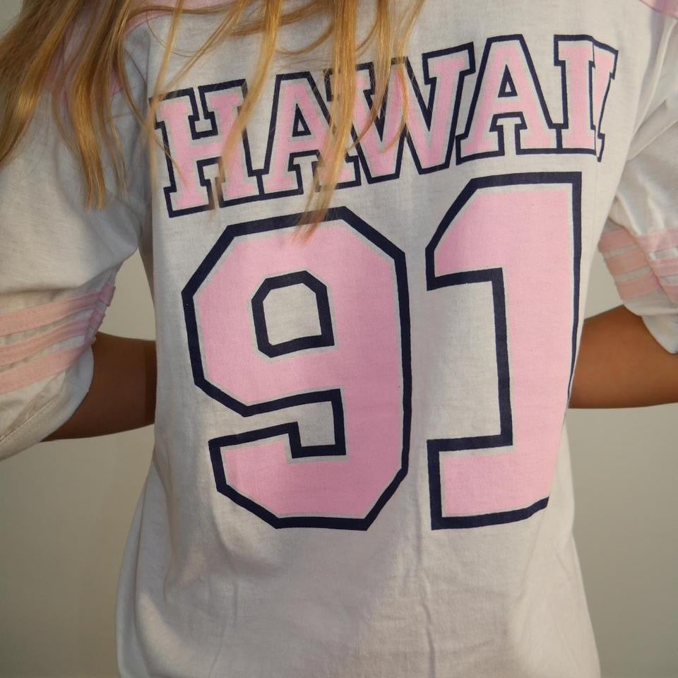 Vintage true 90’s Hawaii pink top