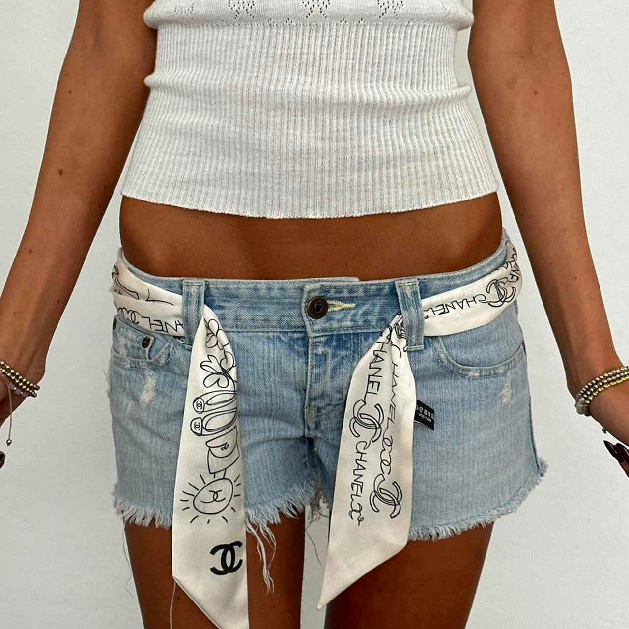 Vintage 2000’s Abercrombie low rise denim shorts