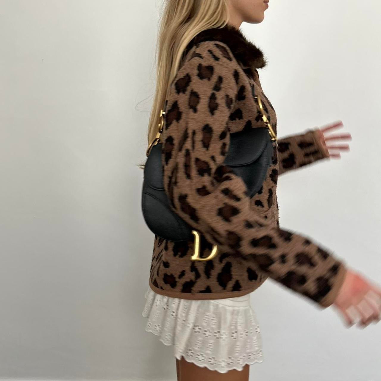 Vintage 2000’s faux fur leopard jacket