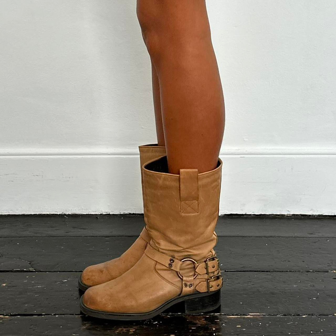 Vintage tan brown buckle boots