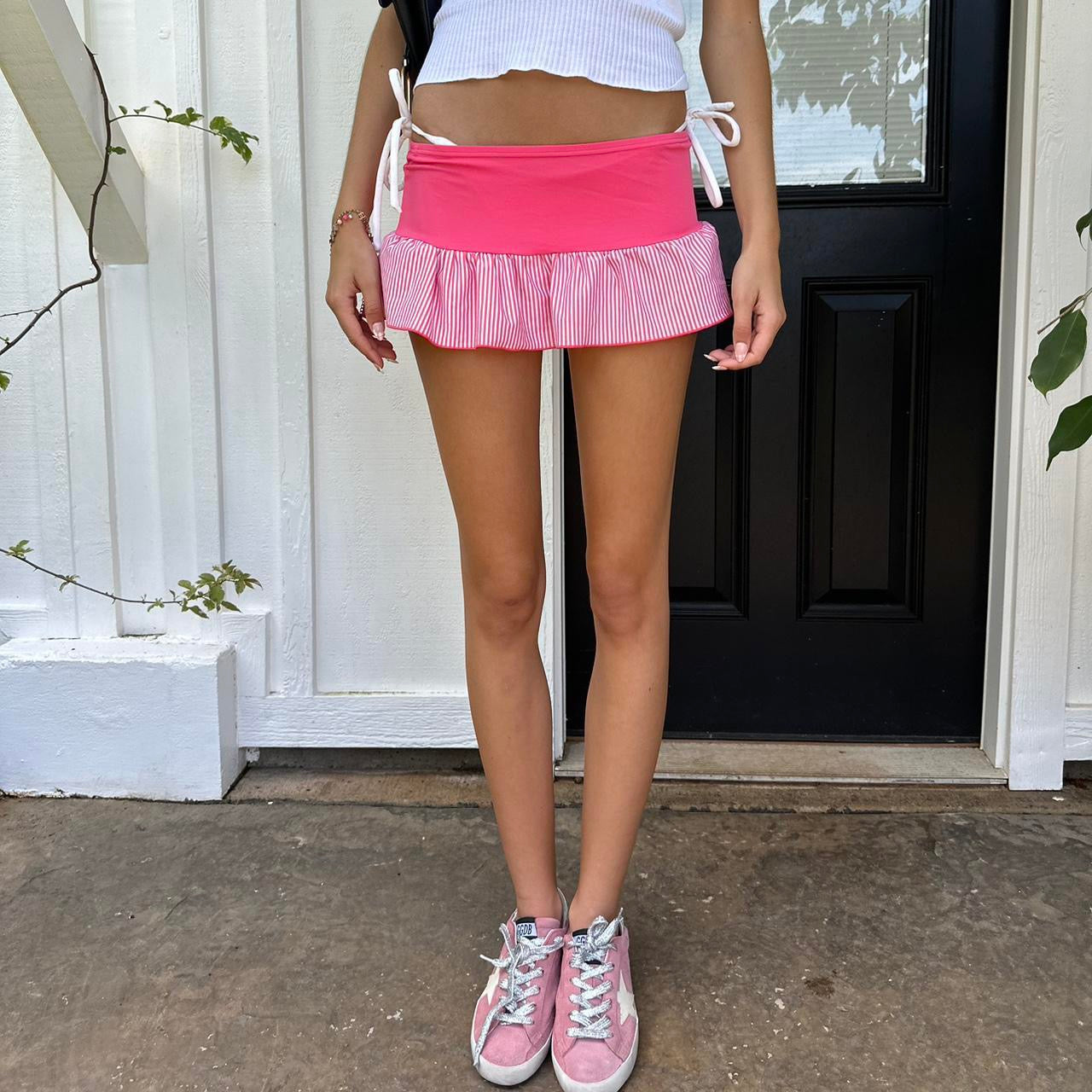 Vintage 90’s pink & stripe mini skirt
