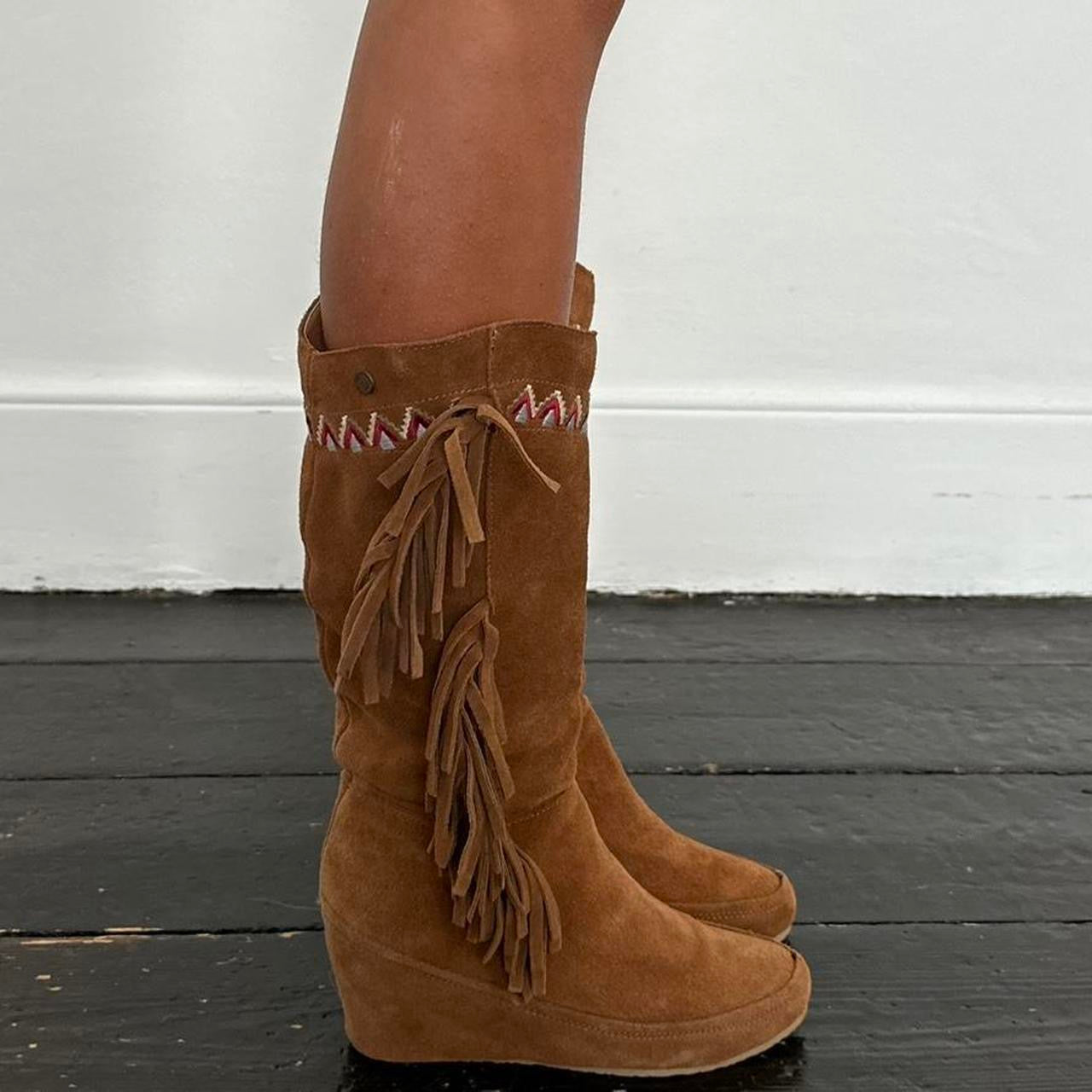 Vintage brown fringe bohemian boots