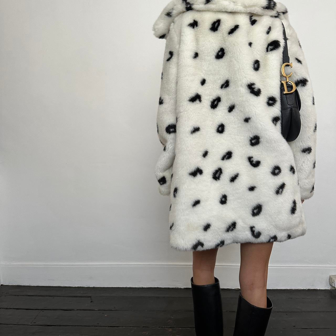 Vintage 2000’s black & white faux fur jacket