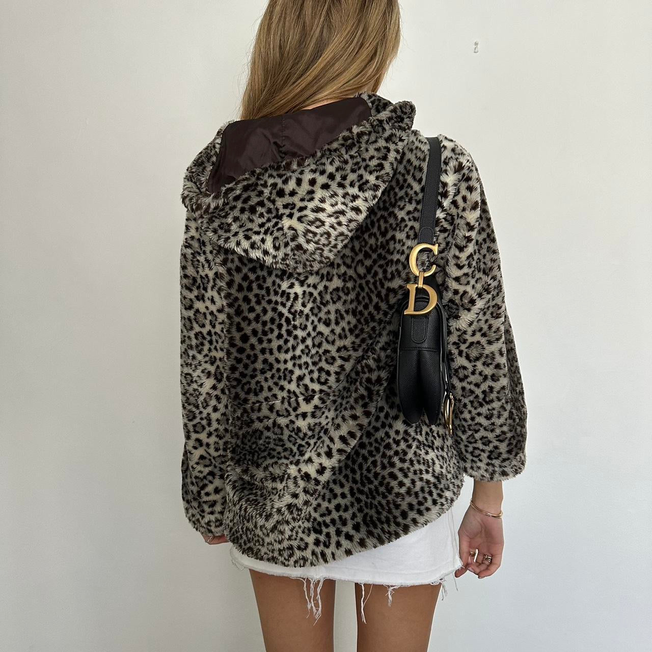 Vintage 2000’s cheetah print faux fur jacket