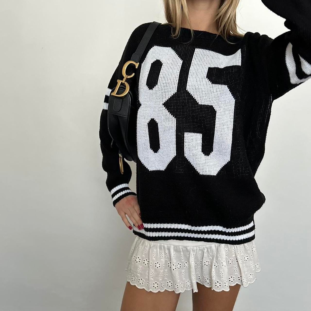 Vintage 90’s varsity knitted ‘85’ jumper