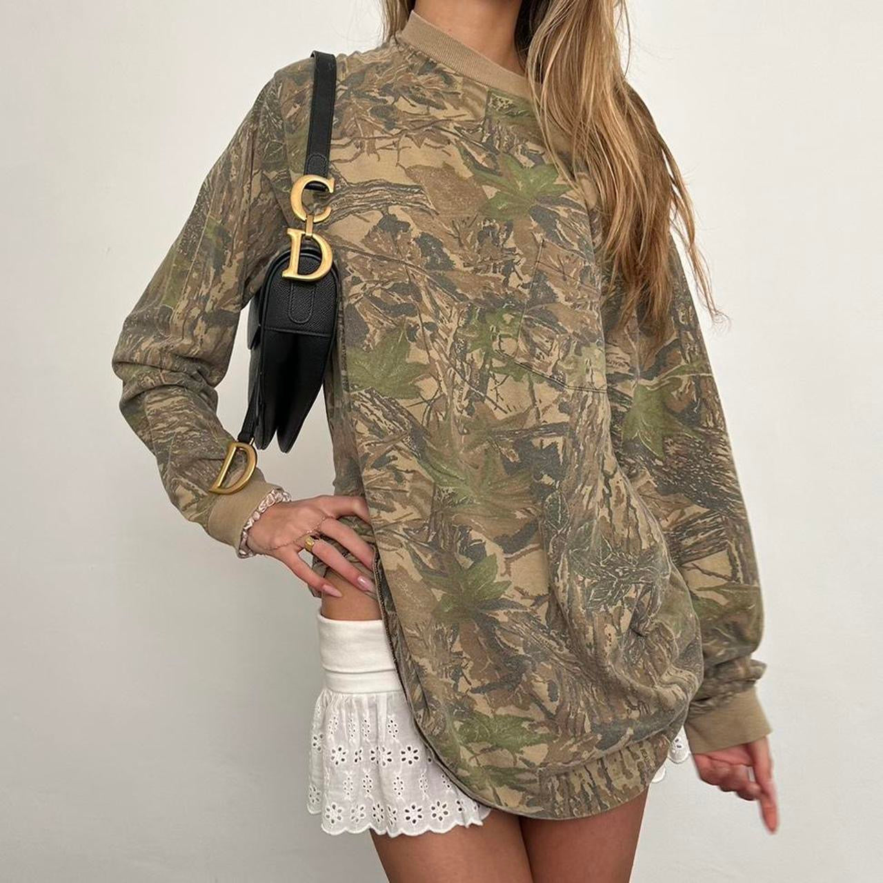 Vintage 2000’s long sleeve camouflage top