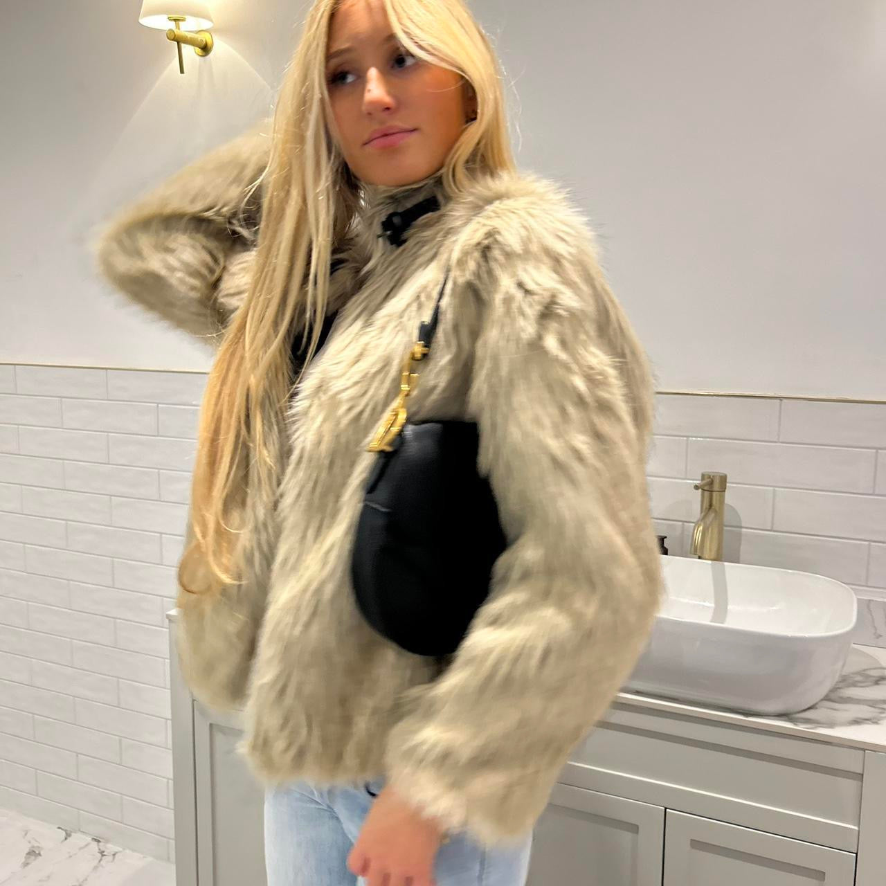 Vintage 2000’s faux fur jacket