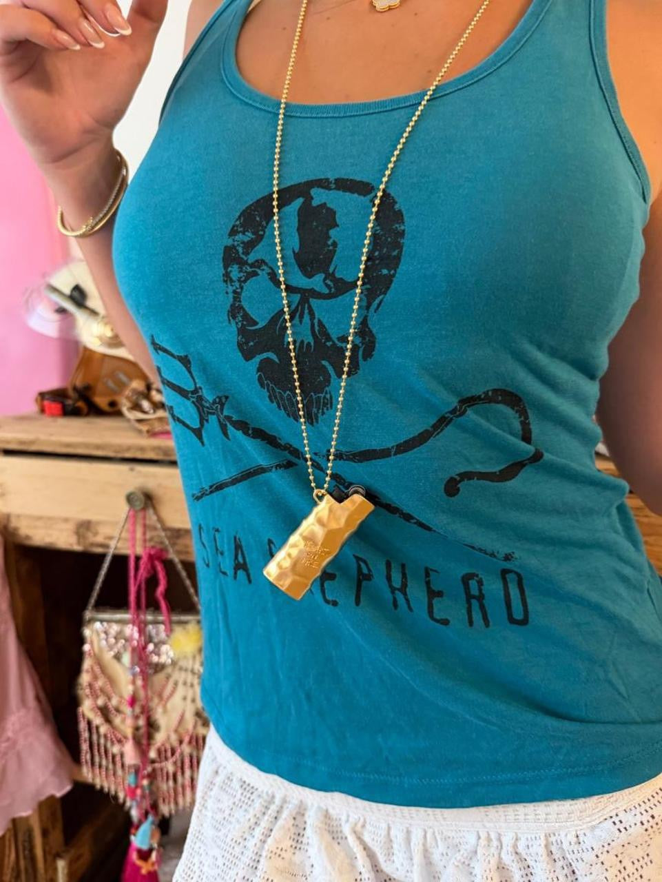 Vintage 00’s blue skull tank top