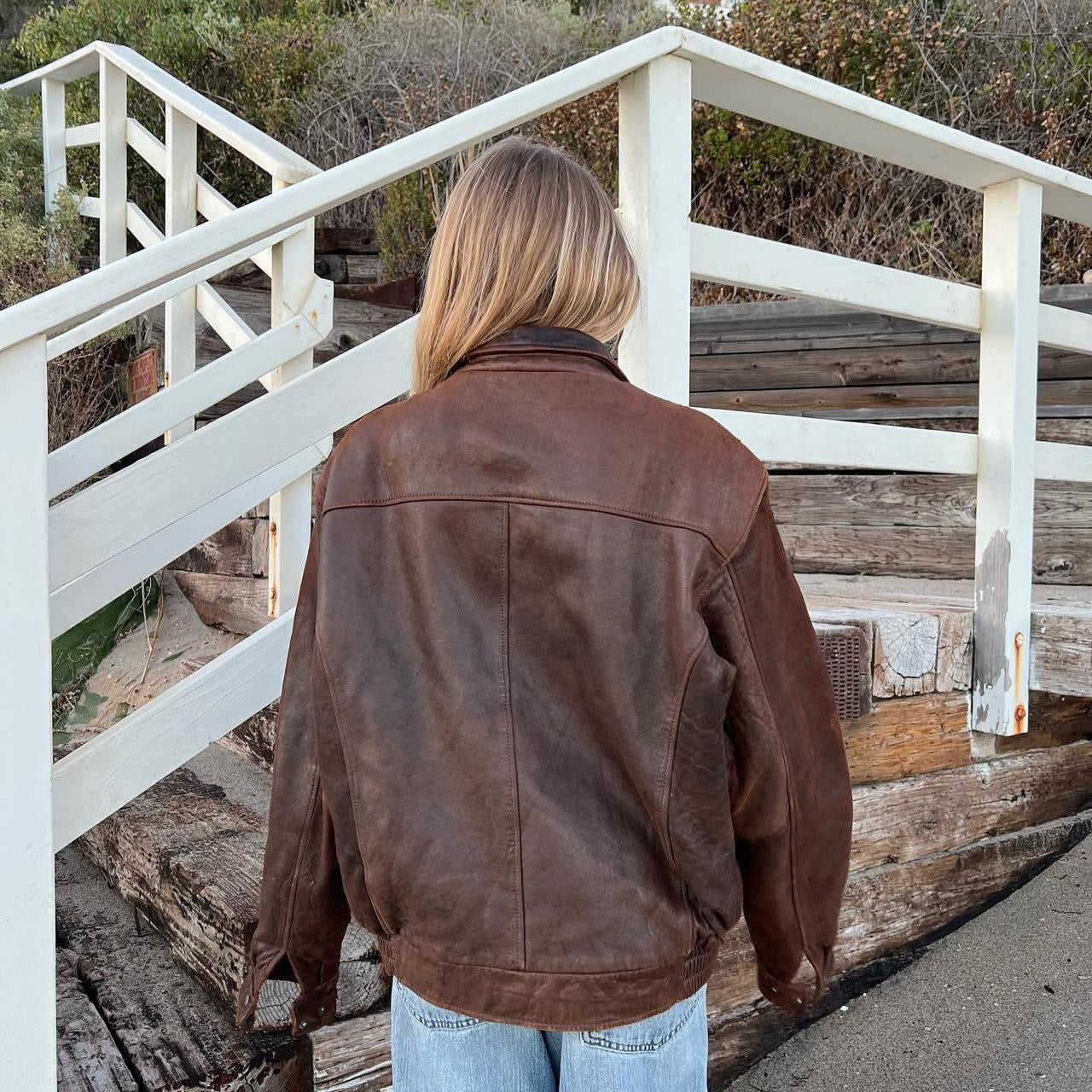 Vintage brown leather jacket !!!  🐴 🤍