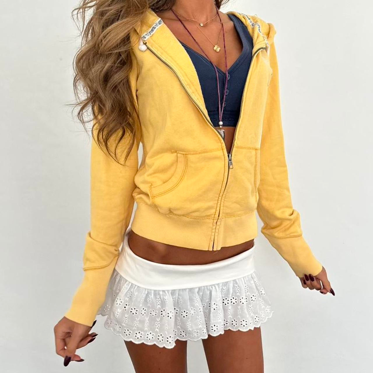Vintage 2000’s Victoria’s Secret yellow ‘kiss me’ hoodie