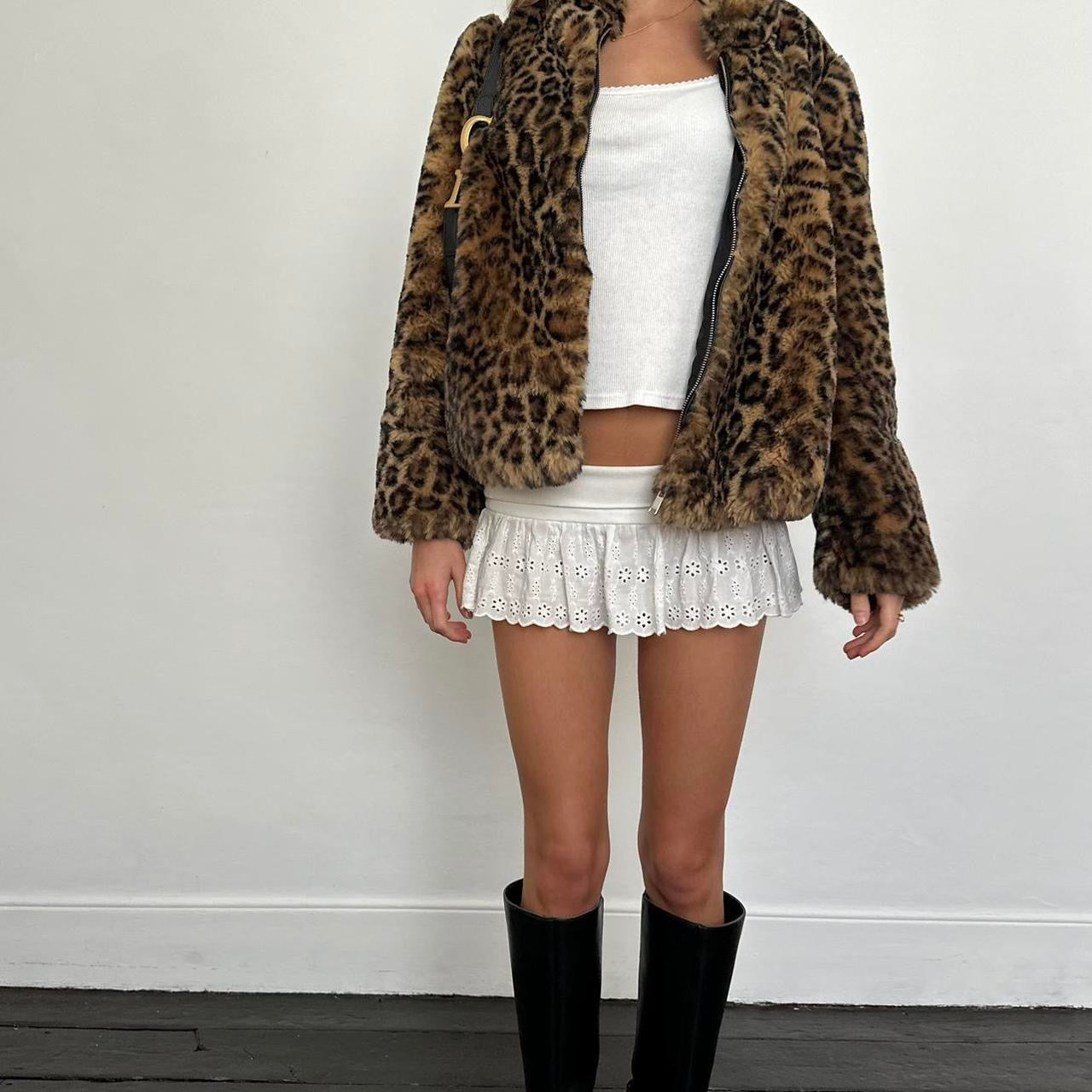 Vintage 2000’s faux fur leopard jacket