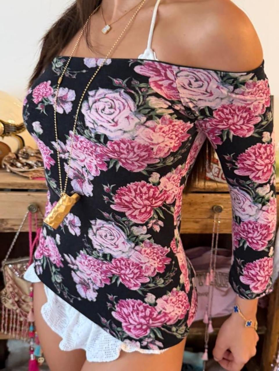 Vintage 00s floral off the shoulder long sleeve top