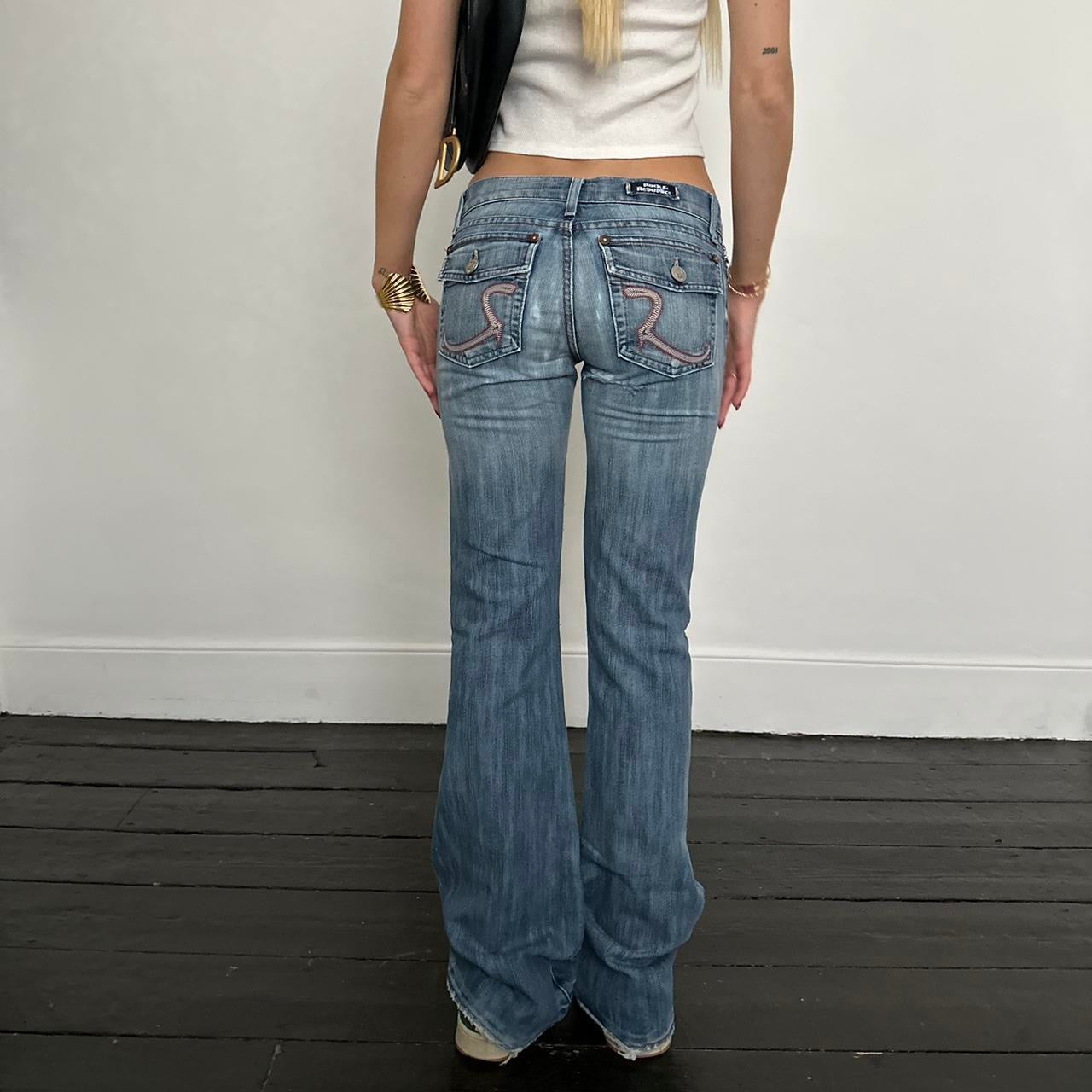 Vintage 2000’s low waist blue distressed jeans