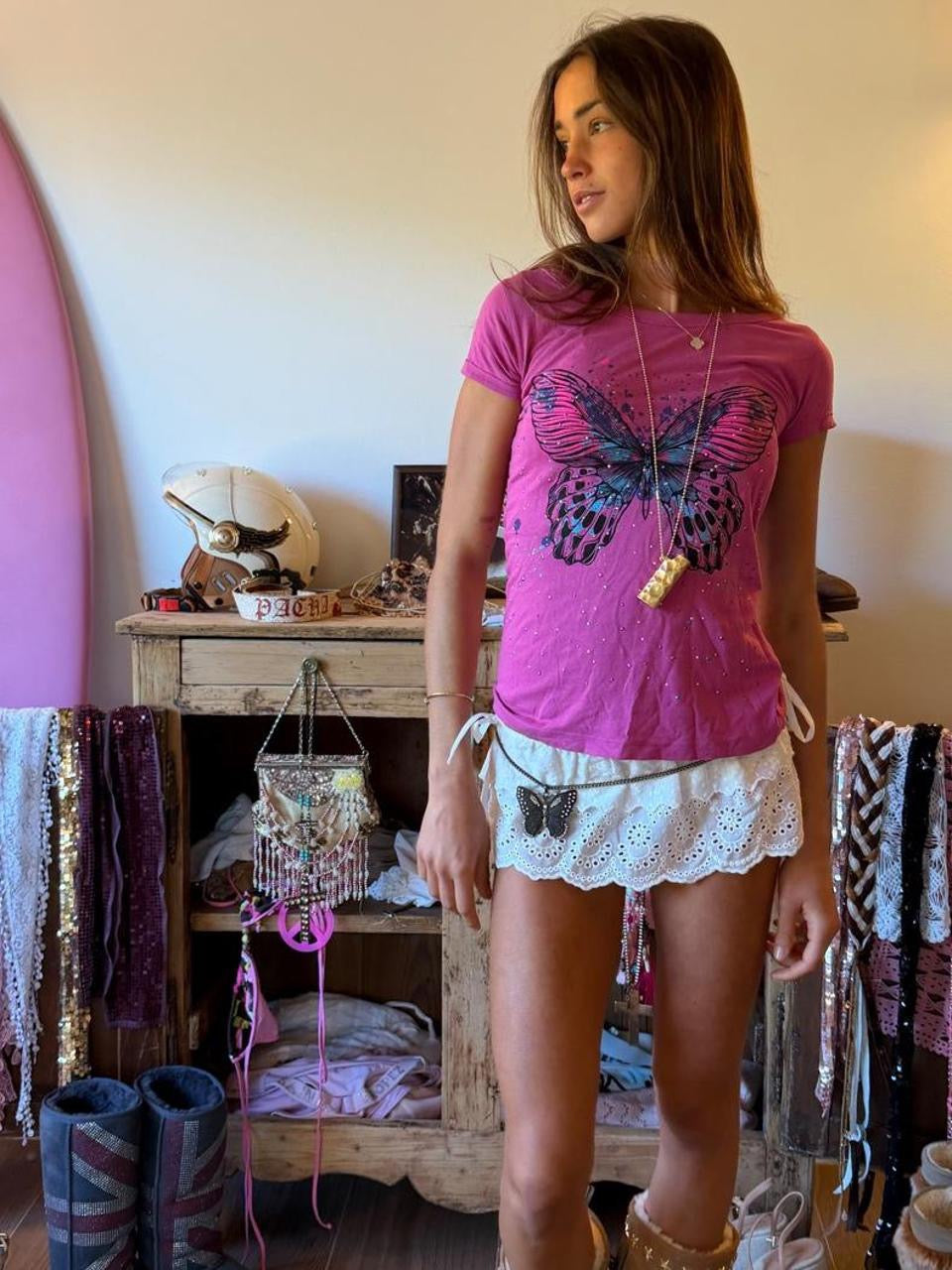 Vintage 00’s butterfly pink baby tee
