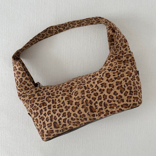 Vintage true 90’s leopard bag