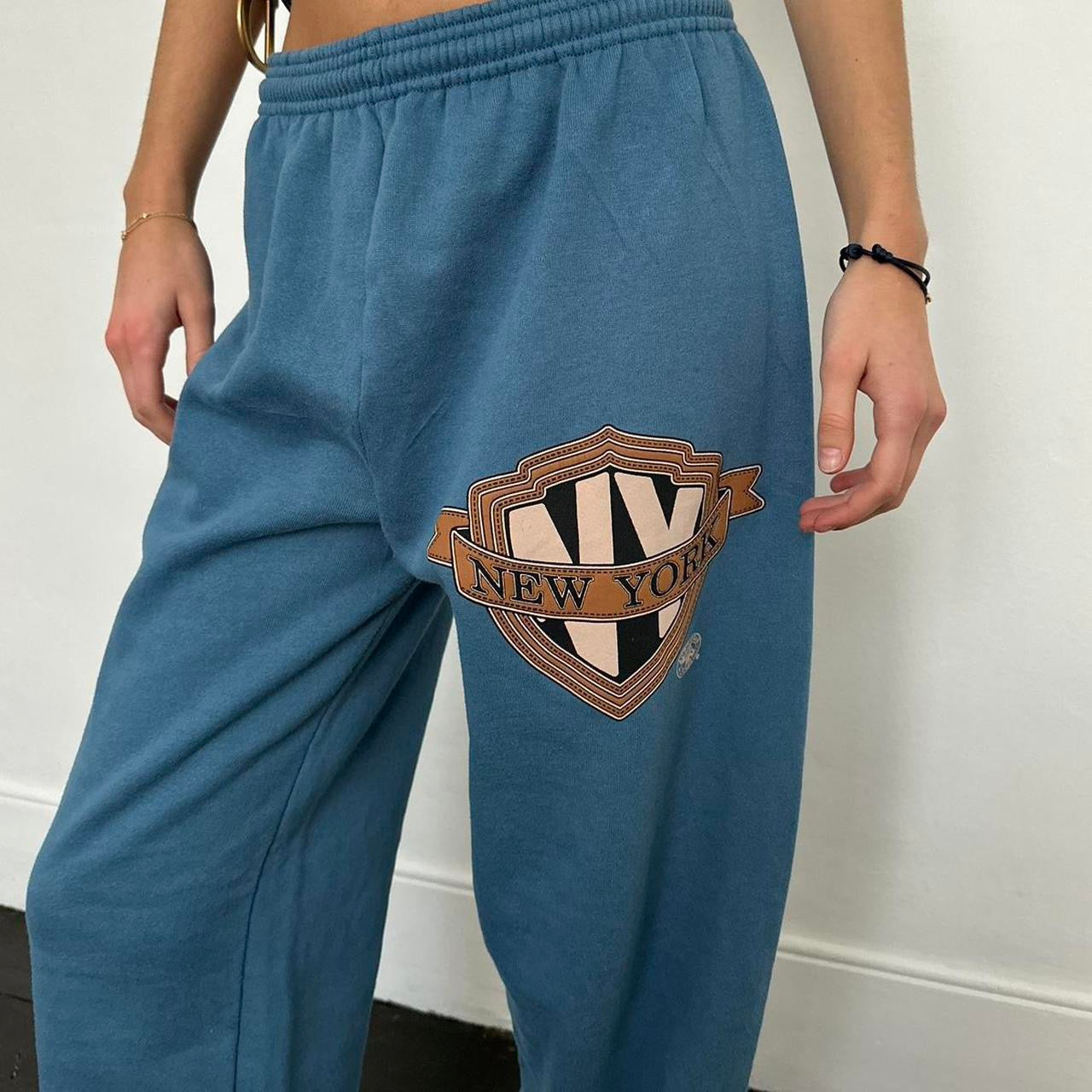 Vintage 2000’s New York graphic sweatpants